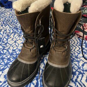 Sorel Caribou Winter Boots – Men’s 11.5 – NEW WITH TAGS